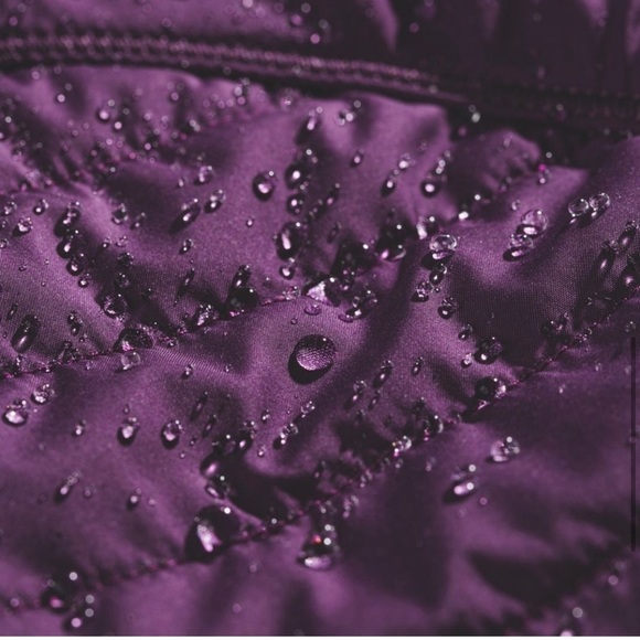 Lululemon RARE Dark Magenta First Mile Puffer Hooded Jacket - Picture 7 of 16